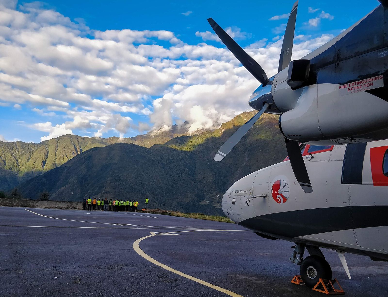 Sân bay Lukla, nơi chuyến bay hay hoãn vì thời tiết trên tuyến Everest Base Camp
