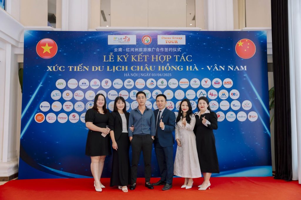 Lễ ký kết hợp tác xúc tiến du lịch Châu Hồng Hà – Vân Nam có Vietkingtravel tham gia